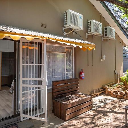 Cosy Cottages Guesthouse Potchefstroom Dış mekan fotoğraf