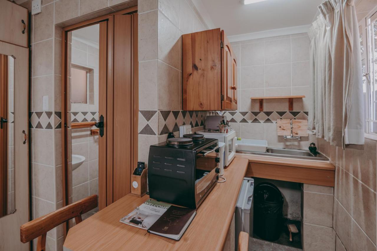 Cosy Cottages Guesthouse Potchefstroom Dış mekan fotoğraf